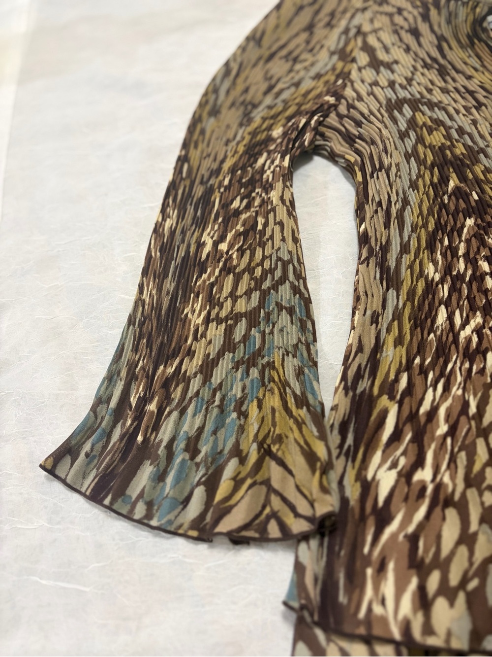 Signature by Larry Levine Brown and Tan Patterned - Picture 5 of 8